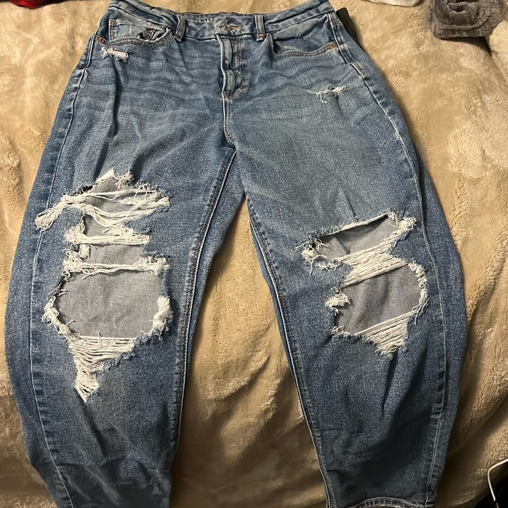 American Eagle jeans, pretty much brand new size 8